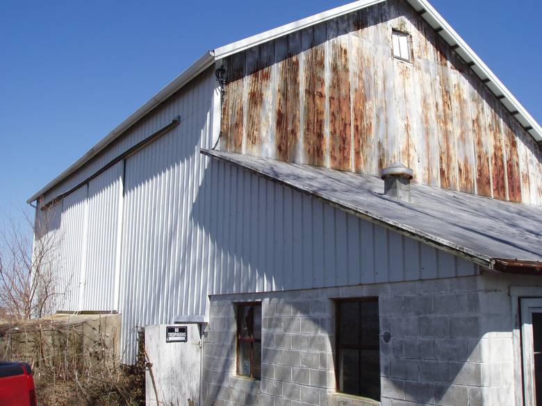 Jan de Jong Barn Exterior